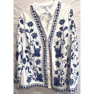 Blue & White Floral V-neck Long Sleeve Button-Up Blouse